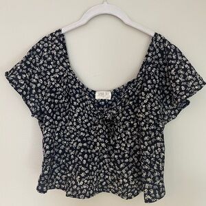 Navy Floral Cropped Blouse